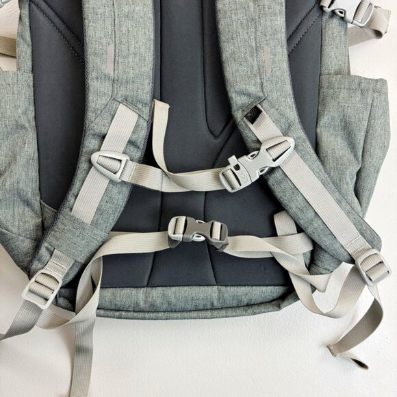 MOUNTAIN HARDWEAR Agami 27L Backpack Gray Mint Green Womens Daypack Hiking Camp main image 8